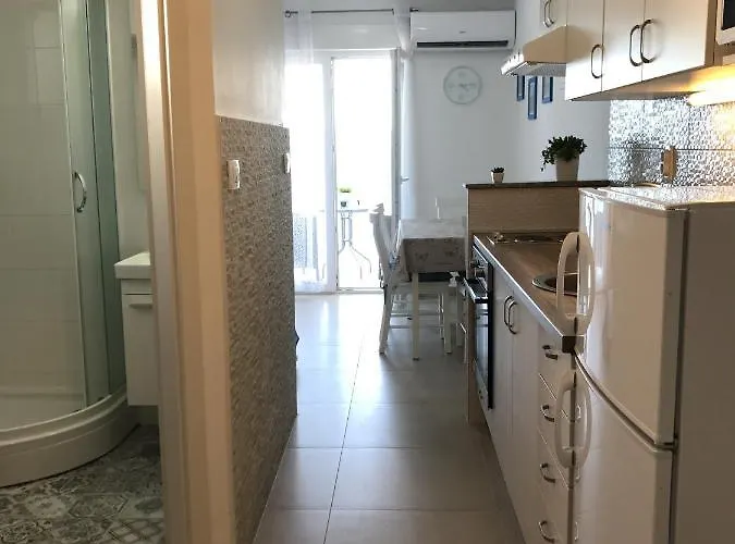 Apartman Apartments By The Sea Rastici, Ciovo - 9208 Trogir