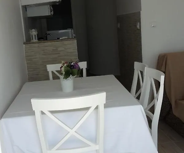 Apartments By The Sea Rastici, Ciovo - 9208 *