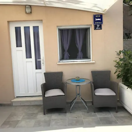 Apartment Apartments By The Sea Rastici, Ciovo - 9208 *