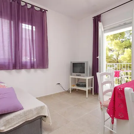 Apartments By The Sea Rastici, Ciovo - 9208 * Trogir